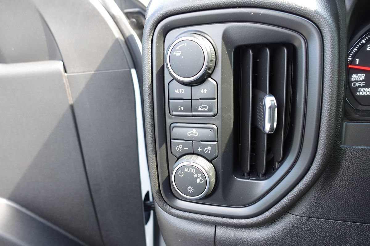Used 2024 Chevrolet Silverado 1500 W/T w/ WT Value Package AWD/4WD image 50