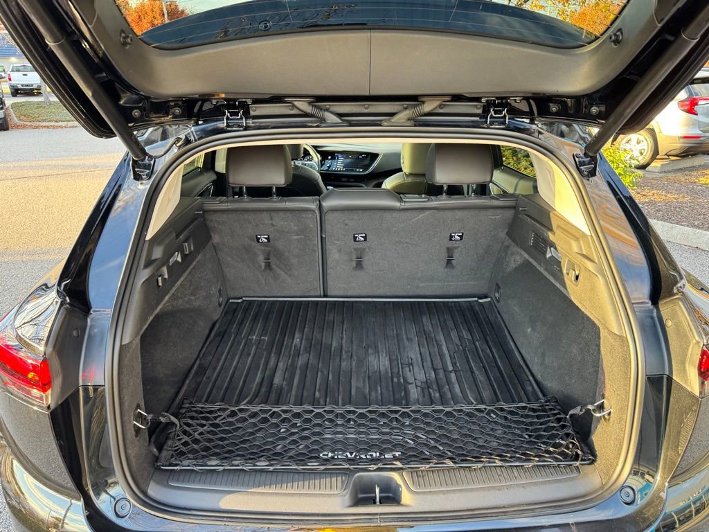 Used 2022 Buick Envision Essence w/ Safety Package image 18