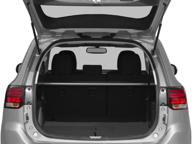 Used 2017 Mitsubishi Outlander SE image 12