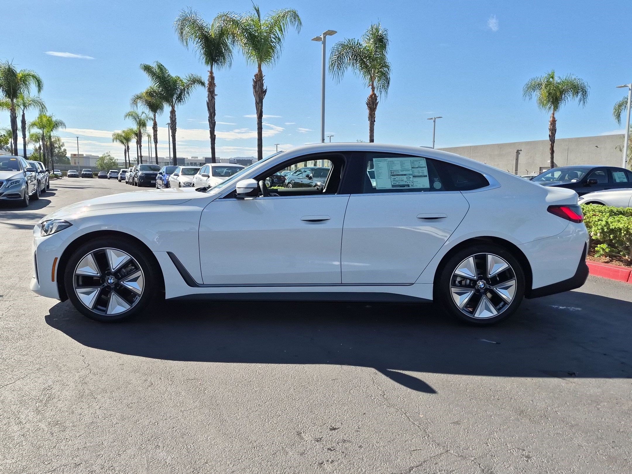 New 2026 BMW i4 eDrive40 w/ Driving Assistance Package RWD image 7