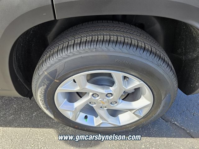 New 2026 Chevrolet Trax LS w/ LS Convenience Package FWD image 9