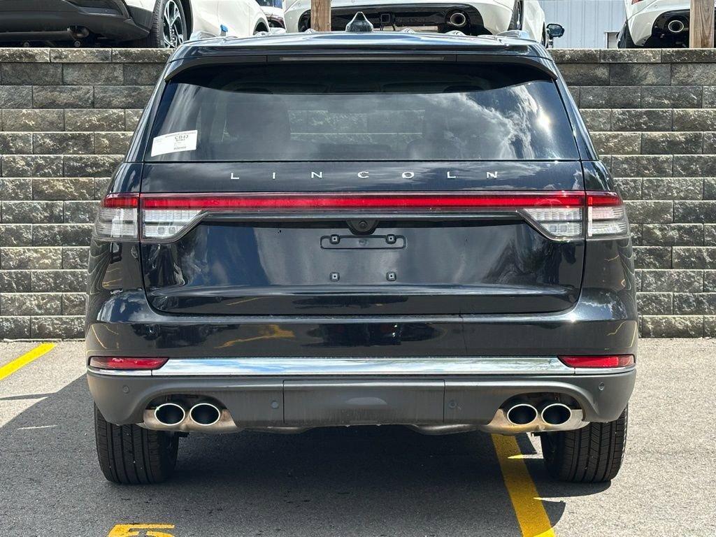 New 2026 Lincoln Aviator AWD image 4