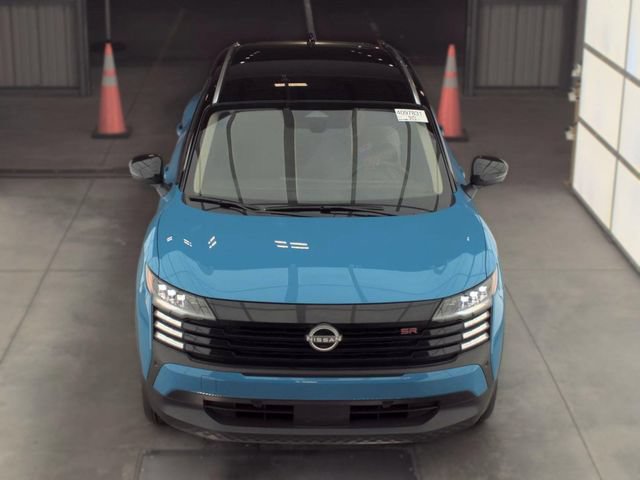 Used 2025 Nissan Kicks SR FWD image 12