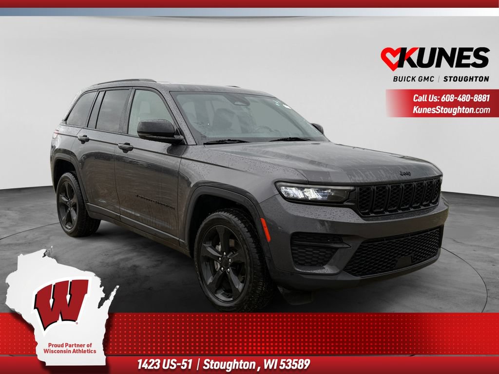 Used 2023 Jeep Grand Cherokee Altitude AWD/4WD image 1