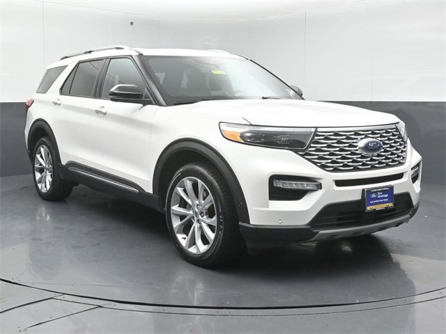 Certified 2022 Ford Explorer Platinum w/ Equipment Group 601A image 1
