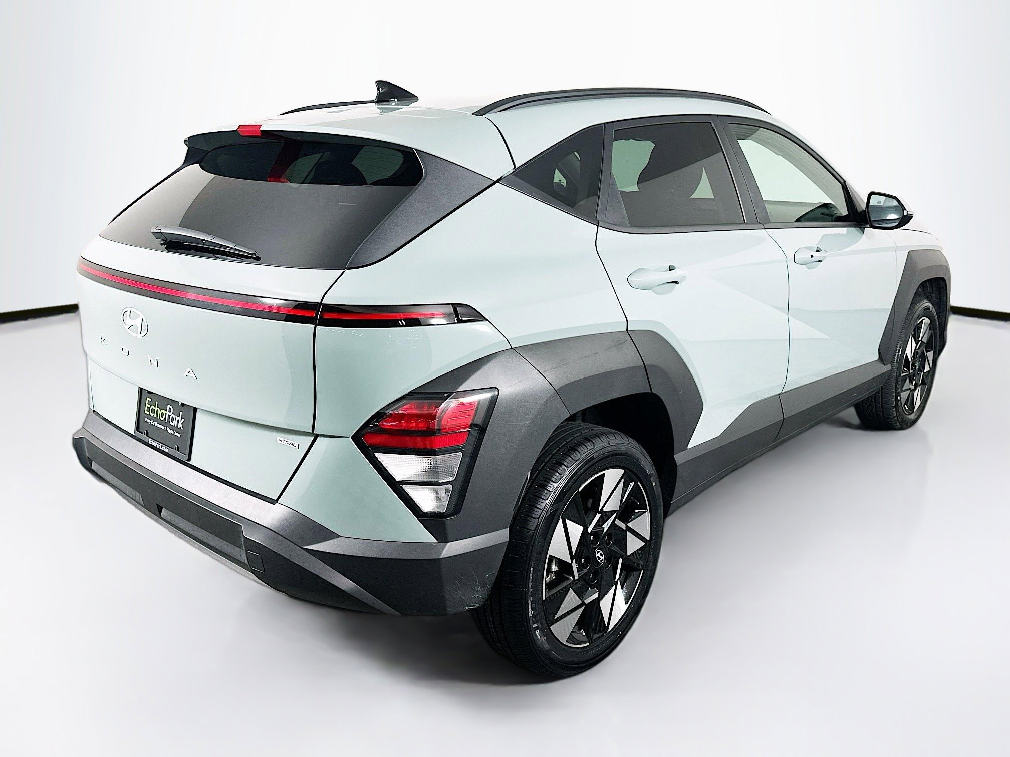 Used 2025 Hyundai Kona SEL image 9