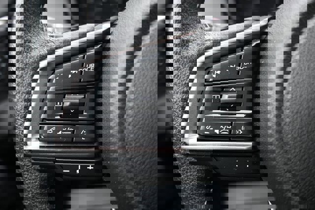 Used 2023 Subaru Outback Limited XT image 38