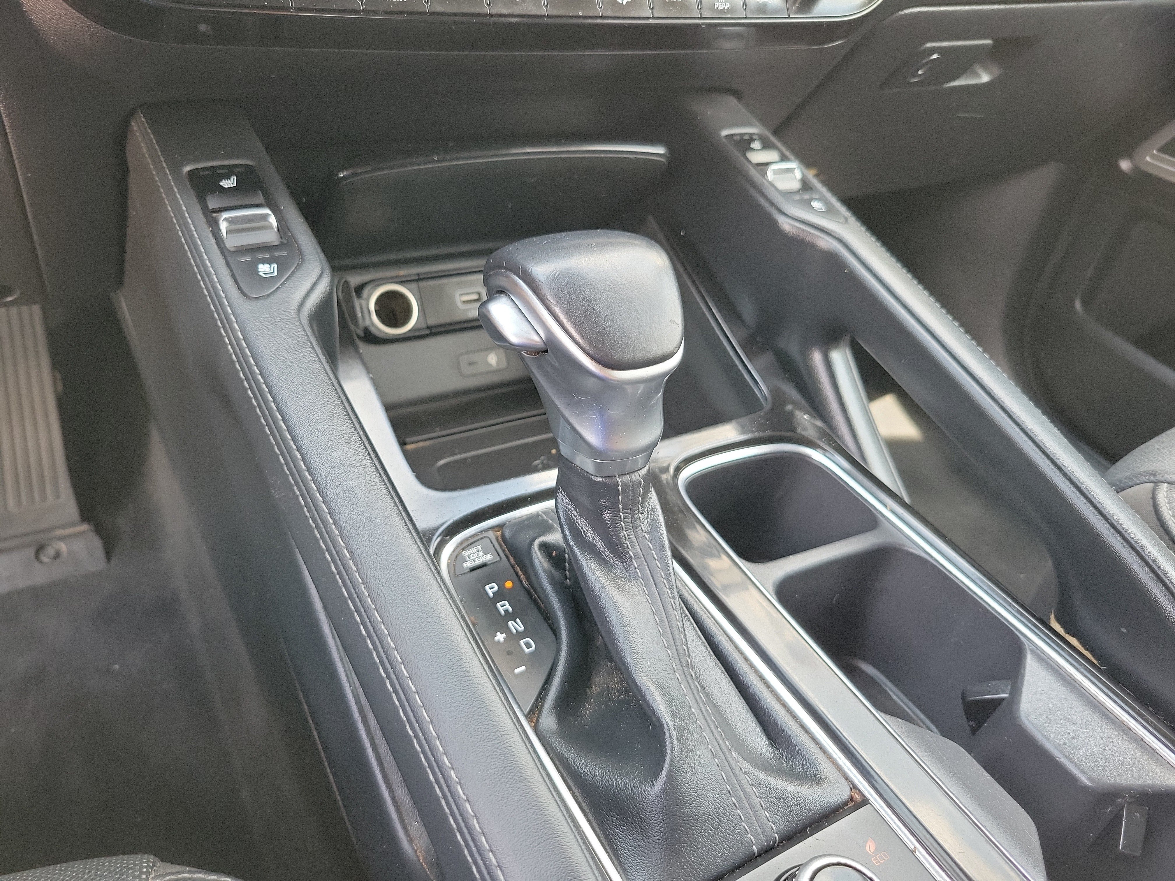 Used 2021 Kia Telluride EX w/ EX Premium Package AWD/4WD image 14