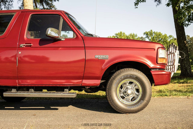 Used 1995 Ford Bronco XLT AWD/4WD image 9