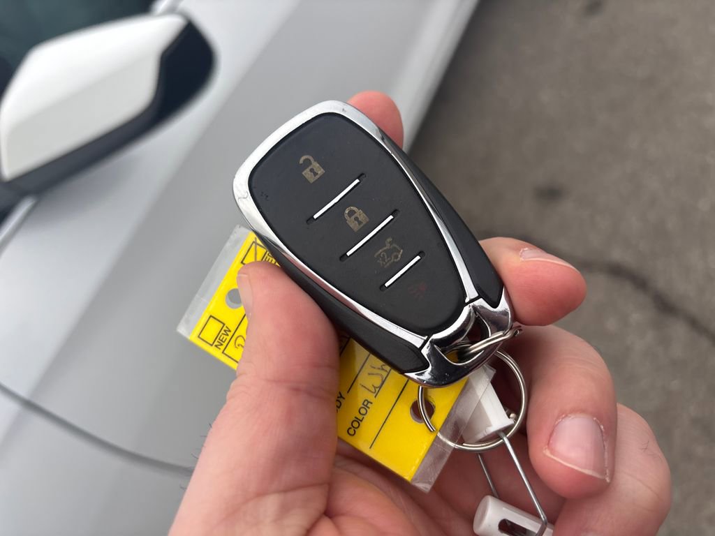 Used 2020 Chevrolet Malibu LS w/ Driver Confidence Package II image 34