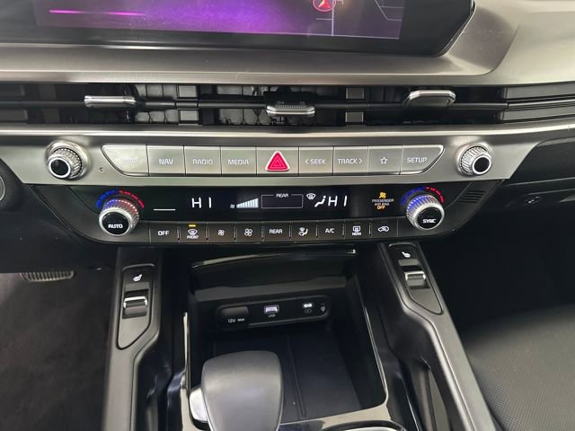 Used 2025 Kia Telluride S image 23