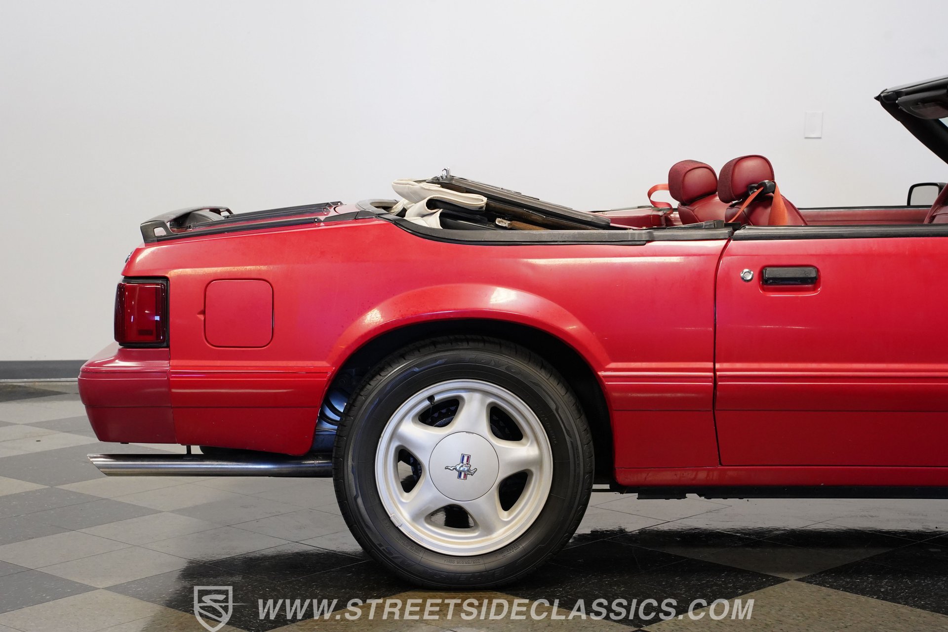 Used 1992 Ford Mustang LX RWD image 30