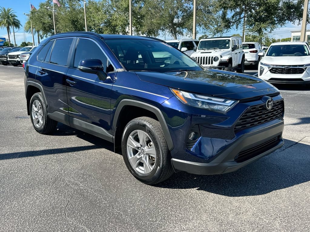 Used 2025 Toyota RAV4 XLE w/ Convenience Package FWD image 3