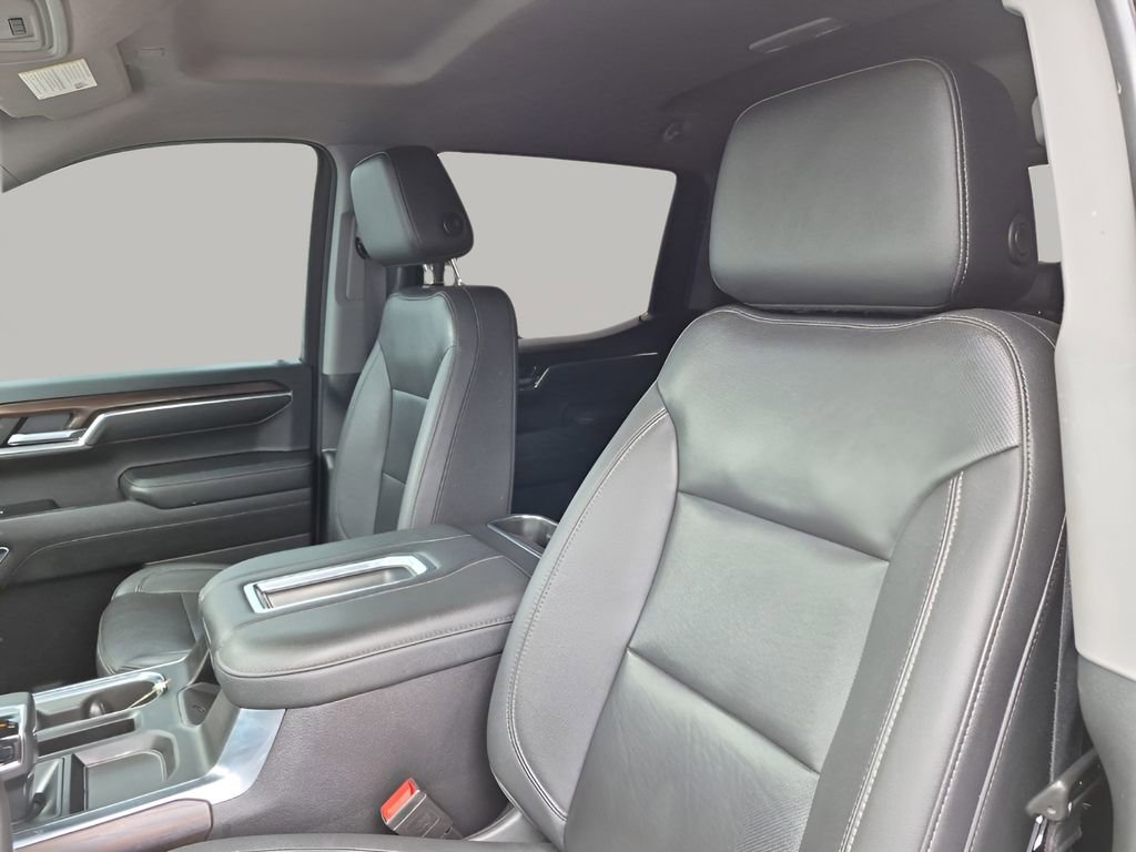 Used 2022 GMC Sierra 1500 SLT w/ SLT Convenience Package AWD/4WD image 32