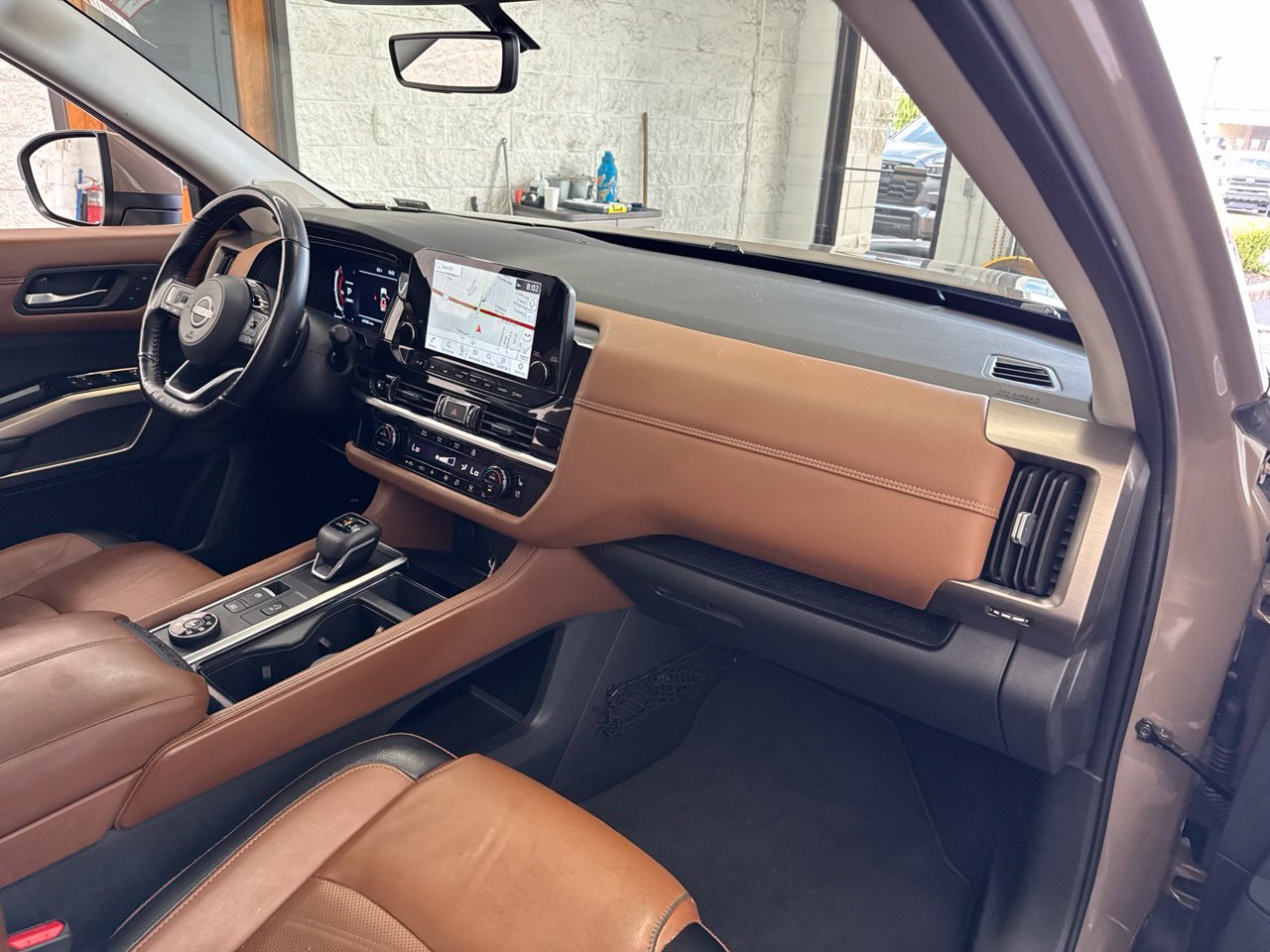 Used 2025 Nissan Pathfinder Platinum AWD/4WD image 55