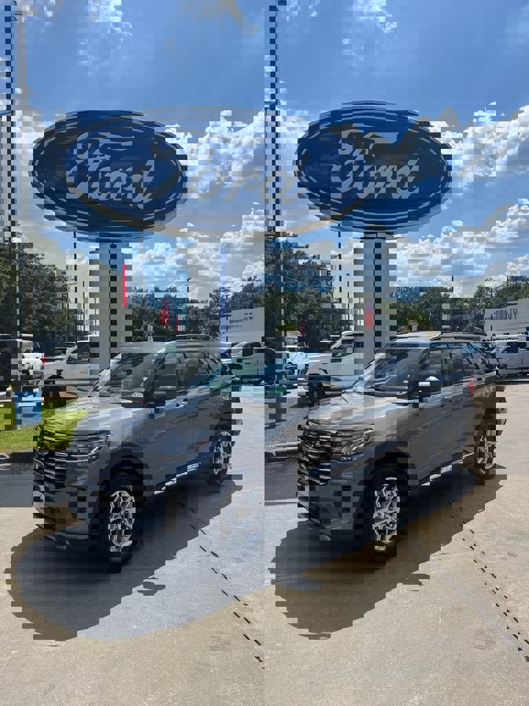 Used 2025 Ford Explorer Active
