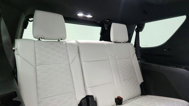 Used 2026 Cadillac Escalade Platinum Sport AWD/4WD image 25