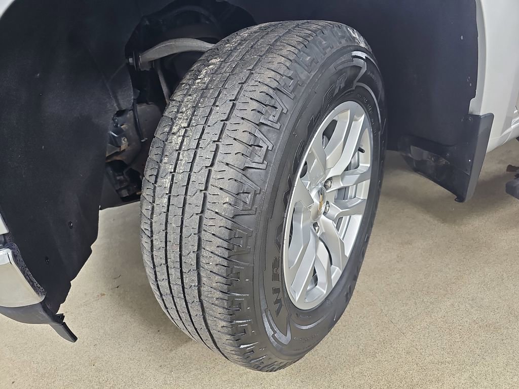 Used 2021 Chevrolet Silverado 1500 LT image 36