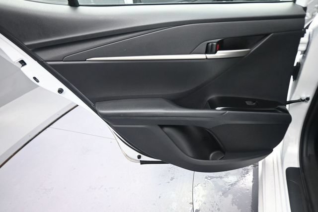 Used 2026 Toyota Camry SE FWD image 18