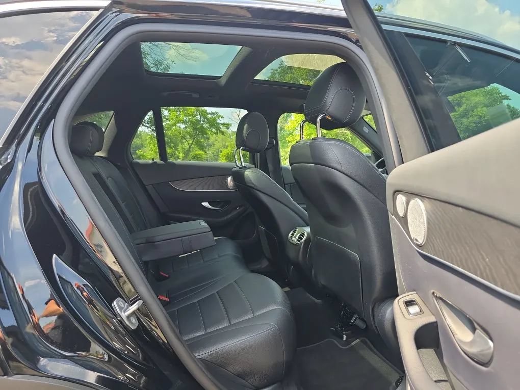 Used 2017 Mercedes-Benz GLC 300 4MATIC image 52