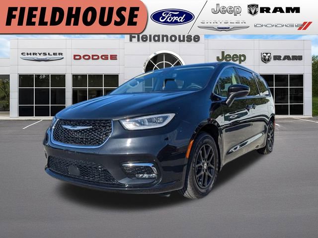 Used 2023 Chrysler Pacifica Touring-L