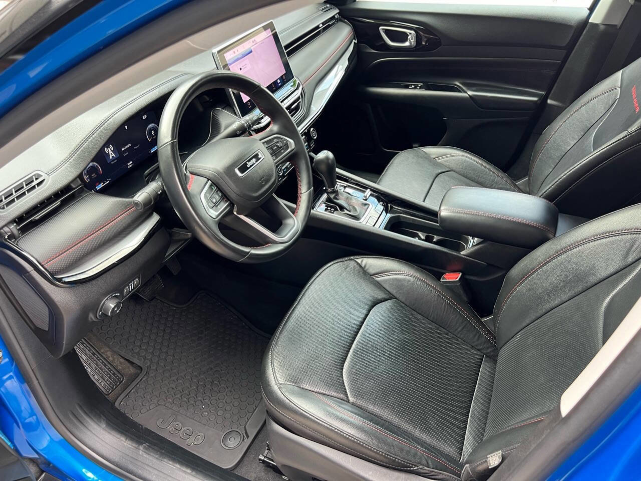 Used 2022 Jeep Compass Trailhawk w/ Trailhawk Elite Group image 14