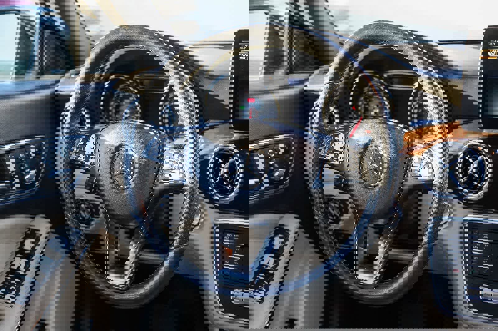 Used 2018 Mercedes-Benz CLA 250 image 13