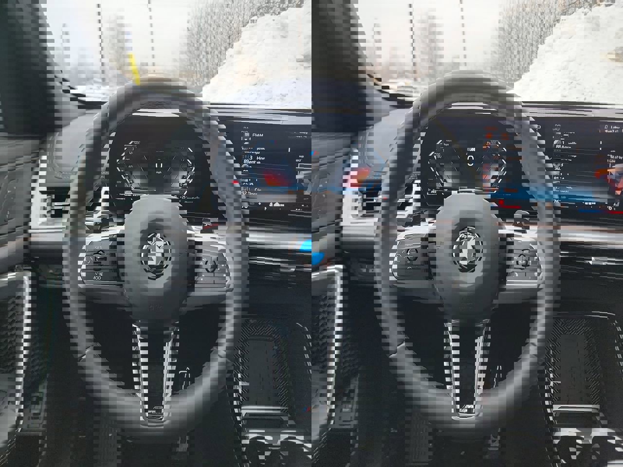 Used 2025 BMW X1 xDrive28i w/ M Sport Package image 14