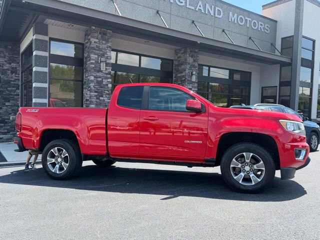 Used 2017 Chevrolet Colorado Z71 AWD/4WD image 3