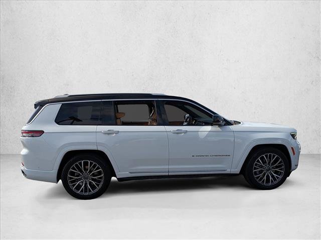Certified 2022 Jeep Grand Cherokee L Summit AWD/4WD image 5
