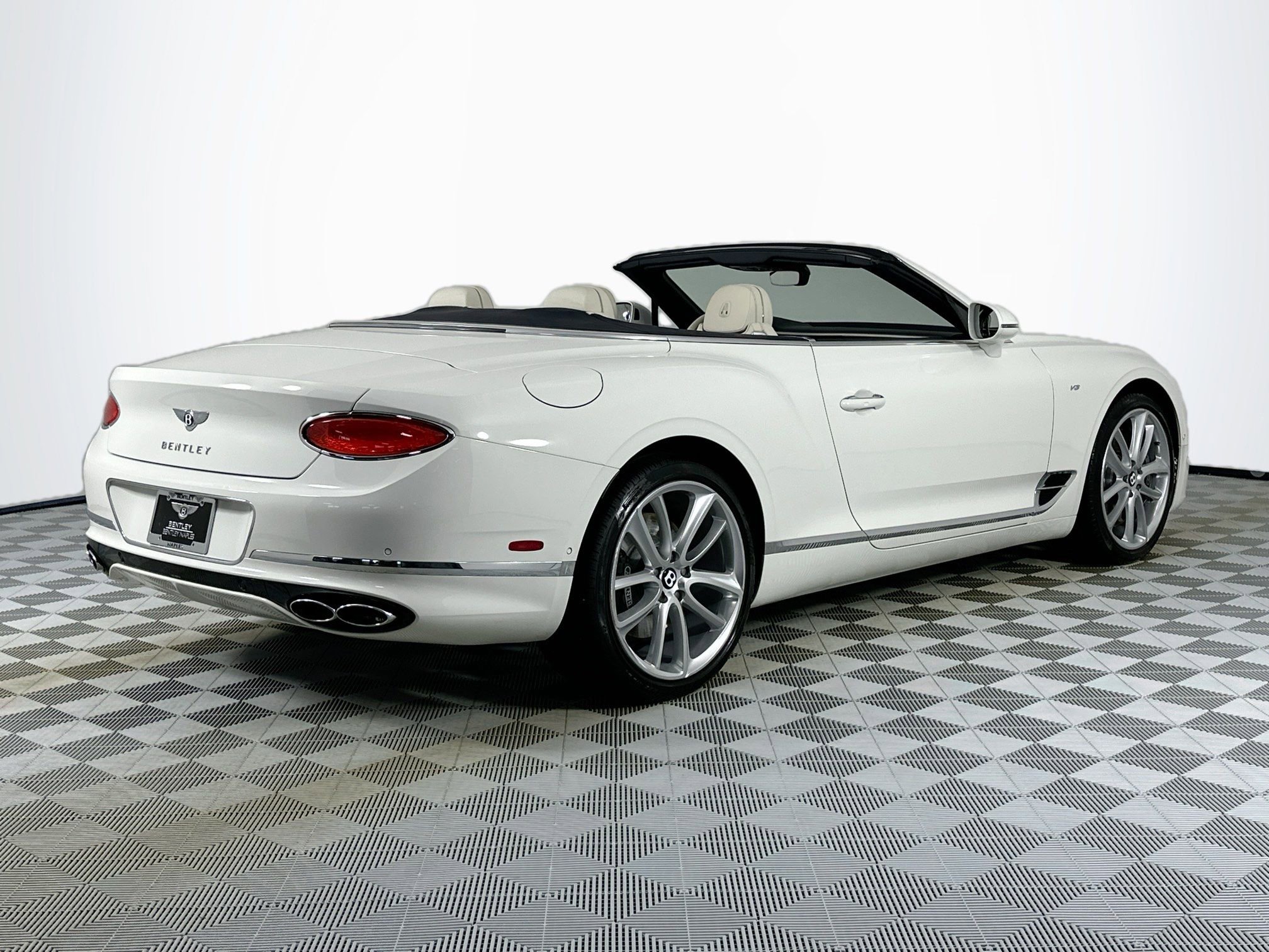 Certified 2021 Bentley Continental GT AWD/4WD image 9