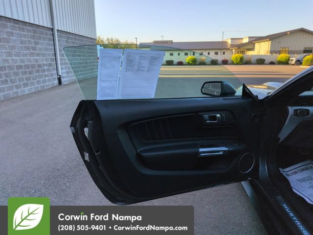 Used 2016 Ford Mustang Premium RWD image 10