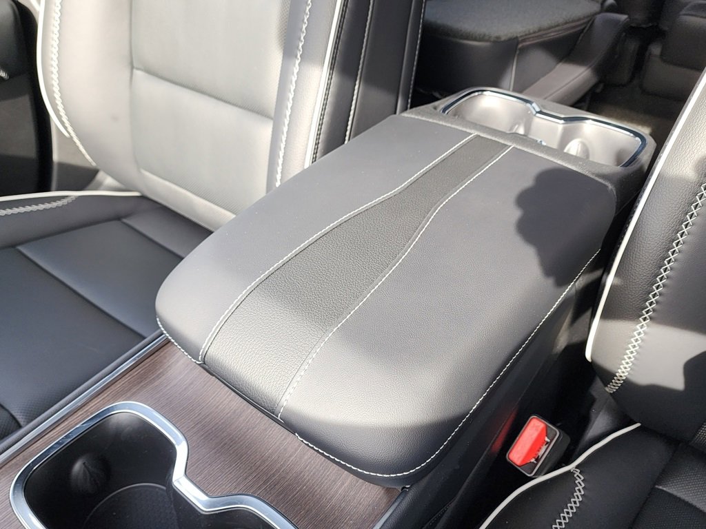 New 2026 GMC Acadia Denali w/ Super Cruise Package image 35