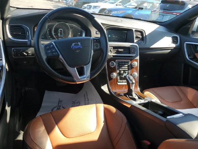 Used 2015 Volvo S60 T5 Platinum w/ Climate Package FWD image 10
