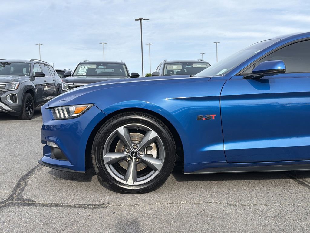 Used 2017 Ford Mustang Premium RWD image 9