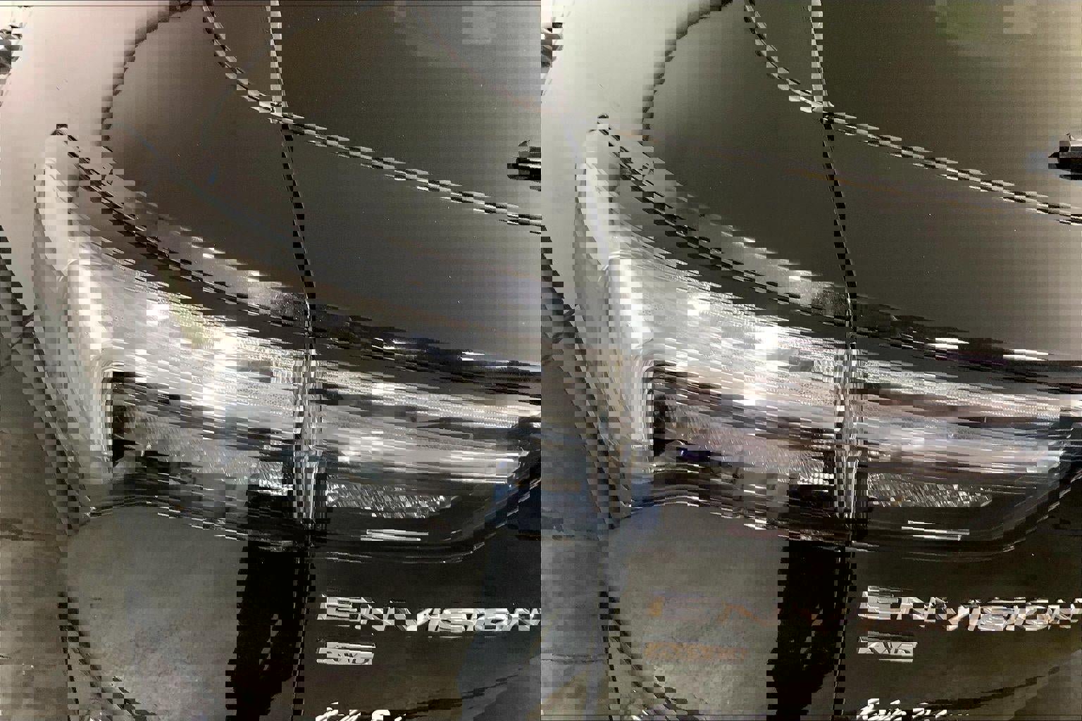 Used 2023 Buick Envision Avenir image 27