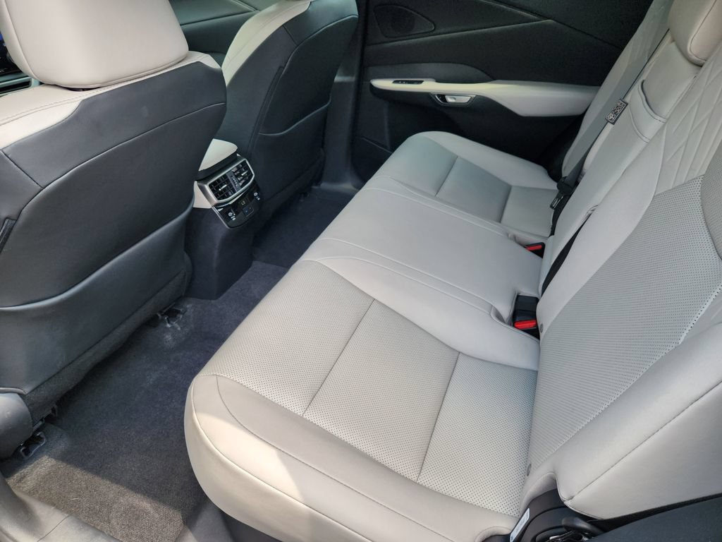 Used 2025 Lexus RX 350 Premium w/ Convenience Package FWD image 34
