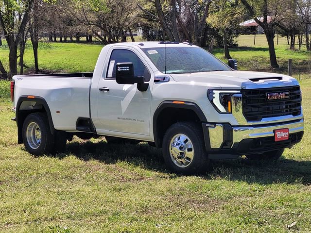 New 2026 GMC Sierra 3500 Pro image 2