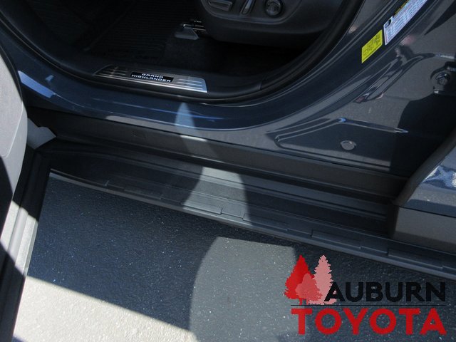 New 2026 Toyota Grand Highlander AWD Hybrid image 9
