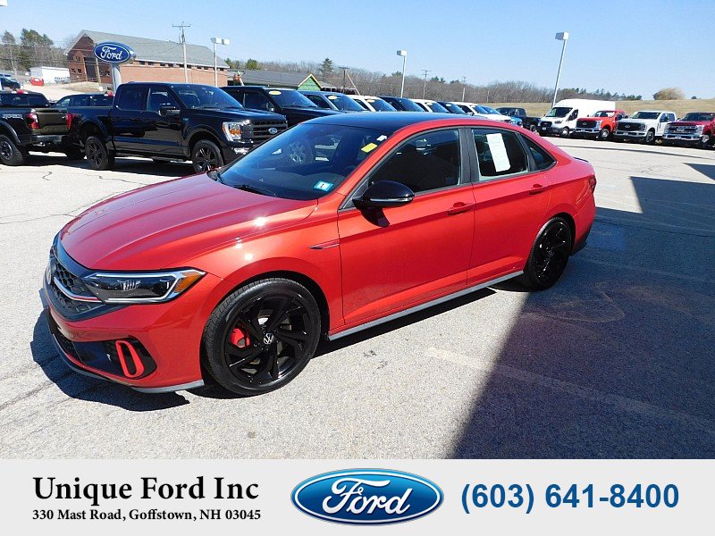 Used 2024 Volkswagen Jetta GLI Autobahn FWD image 4