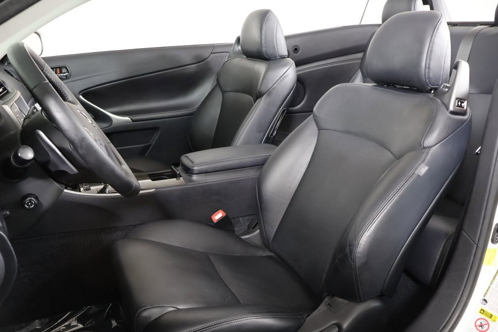 Used 2014 Lexus IS 250C 250 w/ Luxury Package image 30