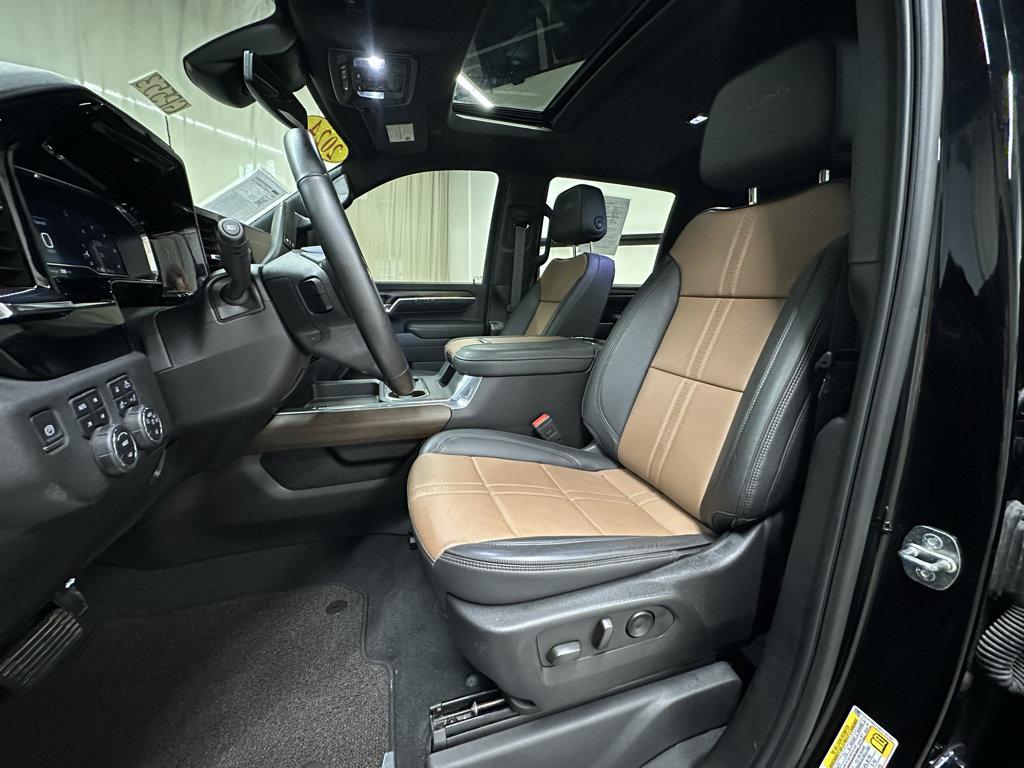 Used 2024 Chevrolet Silverado 2500 High Country AWD/4WD image 24