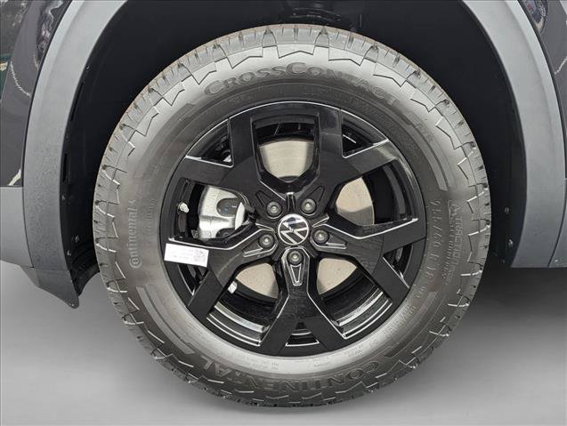 New 2026 Volkswagen Atlas Peak Edition AWD/4WD image 9