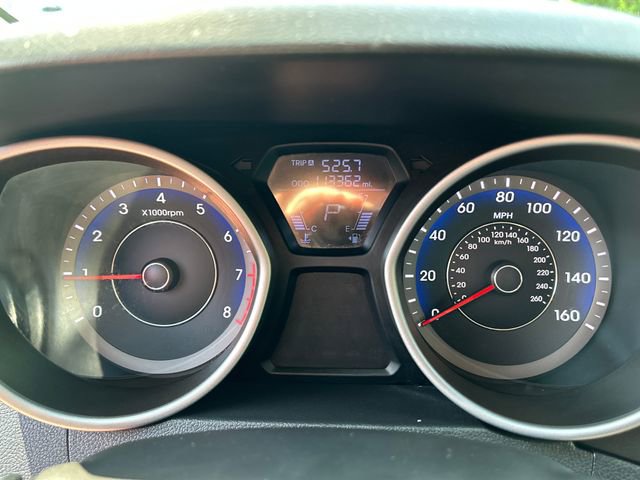Used 2012 Hyundai Elantra Limited w/ Technology Pkg 5 FWD image 16