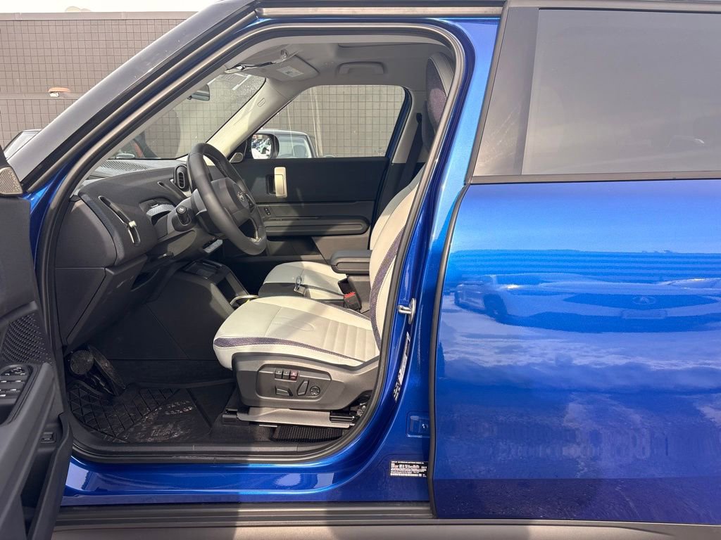 Used 2025 MINI Cooper Countryman S w/ Comfort Package Max image 33