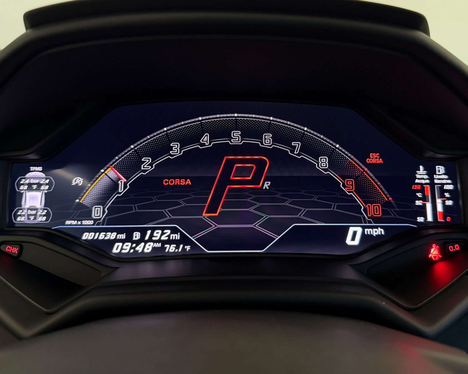 Used 2022 Lamborghini Huracan EVO RWD image 19
