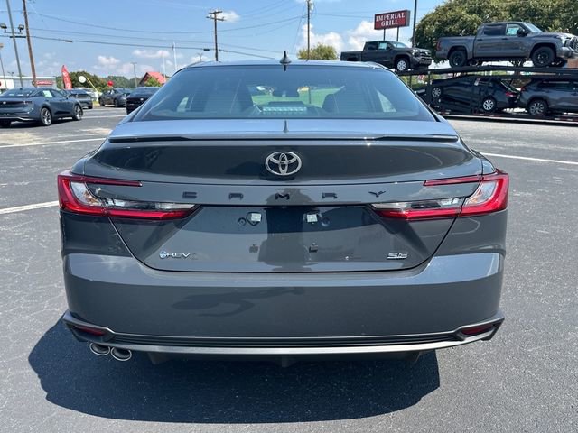 New 2025 Toyota Camry SE FWD image 4