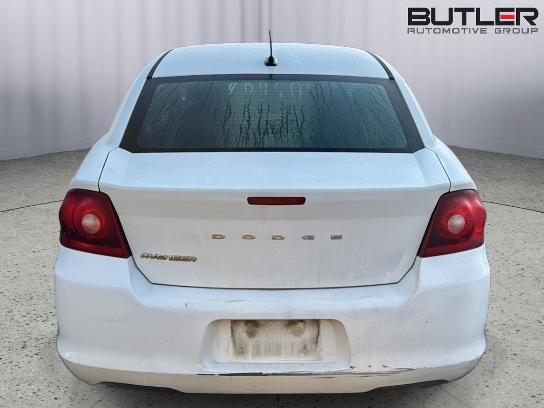 Used 2012 Dodge Avenger SE image 6
