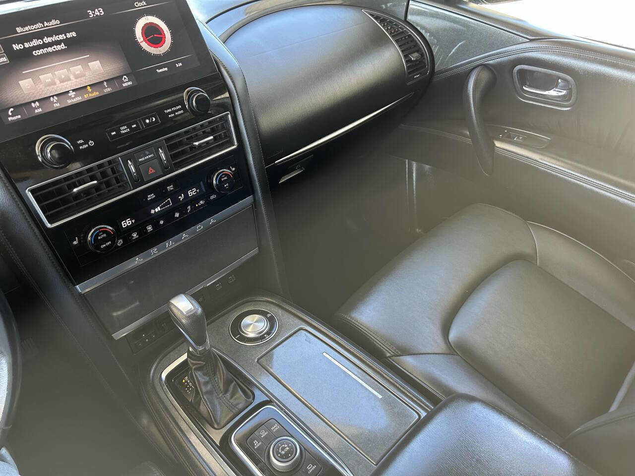 Used 2022 Nissan Armada SV RWD image 30