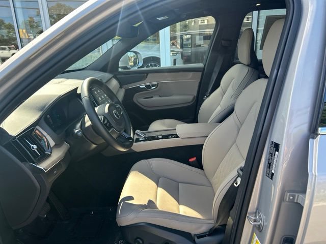 Certified 2025 Volvo XC90 B5 Plus AWD/4WD image 21